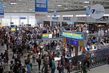 Mietwagen Antalya Flughafen ohne Kreditkarte